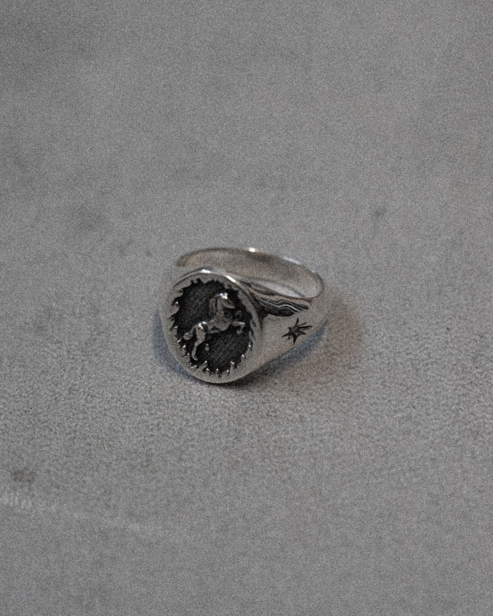 Pyrois Ring